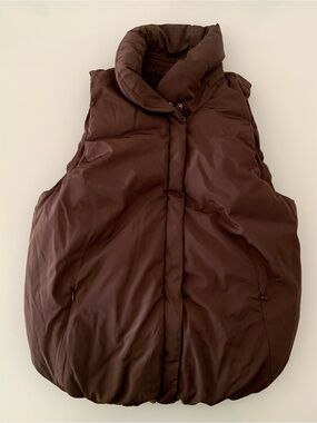 Gap brown puffer vest S